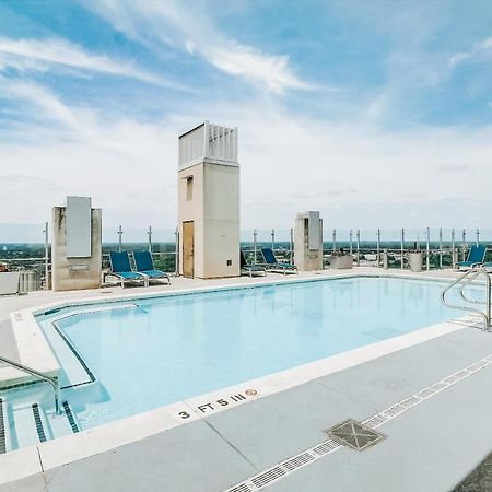 Ferienwohnung Frontdesk Skyhouse Apts Uptown Charlotte Exterior foto