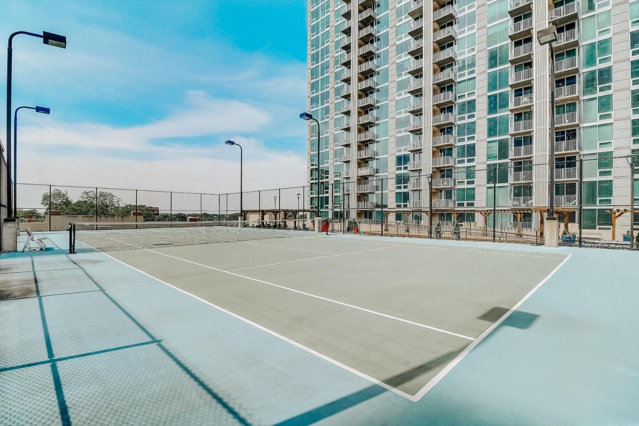Ferienwohnung Frontdesk Skyhouse Apts Uptown Charlotte Exterior foto