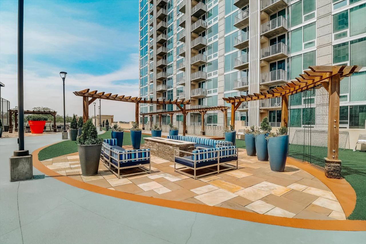 Ferienwohnung Frontdesk Skyhouse Apts Uptown Charlotte Exterior foto