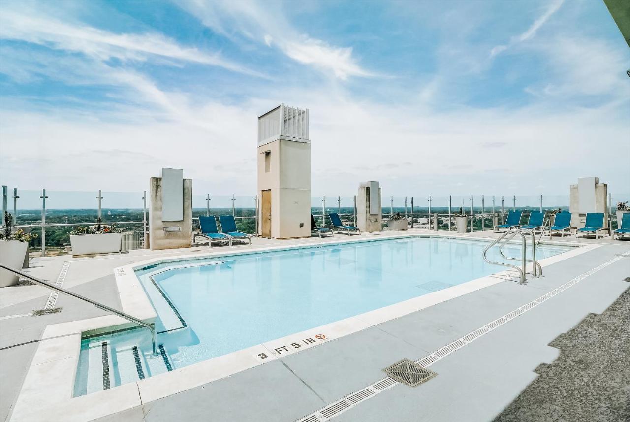 Ferienwohnung Frontdesk Skyhouse Apts Uptown Charlotte Exterior foto